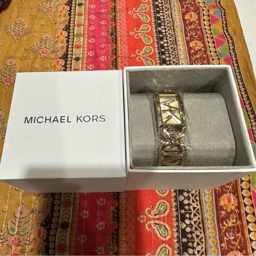 Michael Kors MK Empire Watch – MK7406 – Gold-Tone Stainless Steel- NWT - Picture 2 of 10